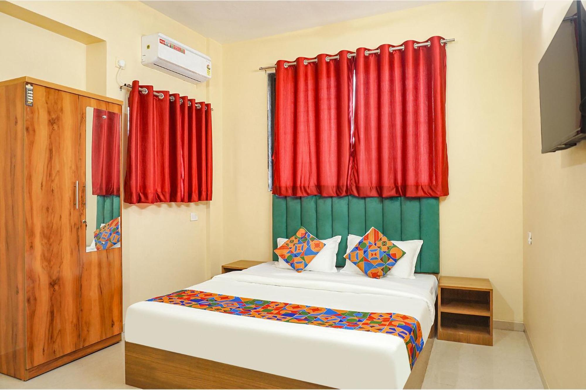 Fabhotel Falcon Inn -Behind The Dmart Baner Pune Exterior foto